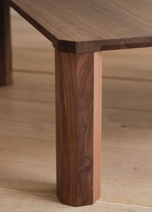 Pinch Menton Inlaid Leather Desk