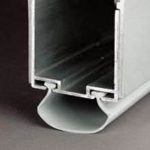 Raynor Alumaview® Av200 Garage Door