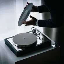 Pro-Ject The Classic Reference Vinyl Playe