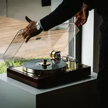 Pro-Ject The Classic Reference Vinyl Playe