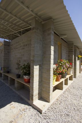 Valentina House