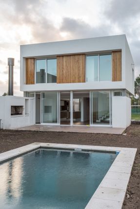 JL House