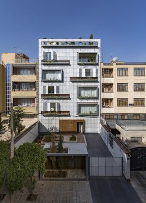 Gheisizadeh Residential Apartment