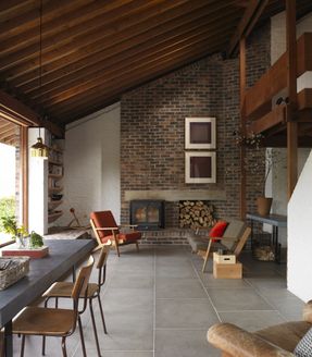 Ansty Plum House + Studio