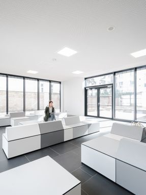 Vocational School Embelgasse