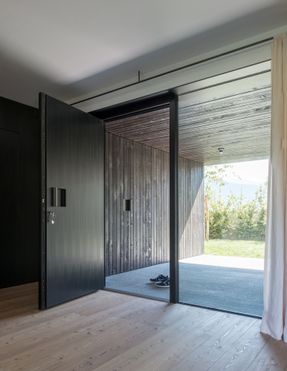 Rooftops Twin House H