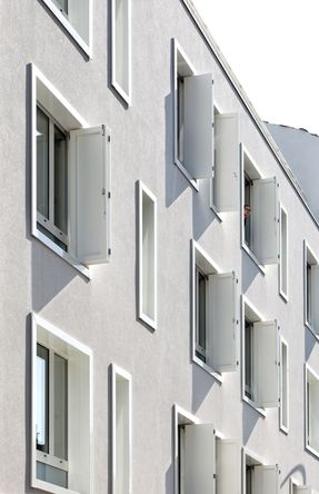 8 Housing In Patin