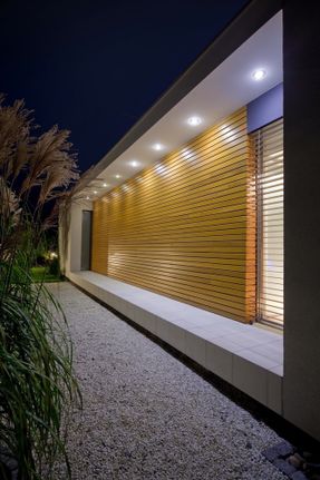 House With ZERO Stairs