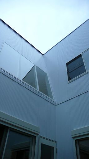 Hansha Reflection House