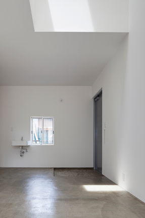KDR House
