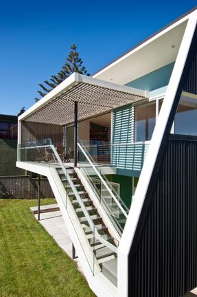 Waikanae House by Parsonson Architects