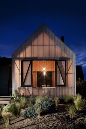 Seaview House in Australia