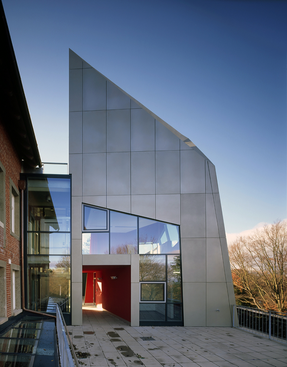 Child and Youth Center Helene P.