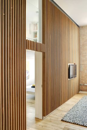 Apartment At Bow Quarter