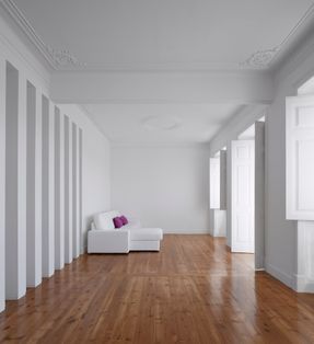 Dafundo Apartment