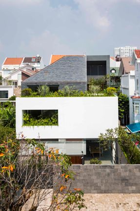 White Cube House