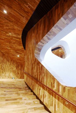 Shanghai Hongqiao Performing Arts Center
