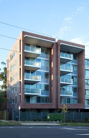 Telopea, Moffats + Shortland