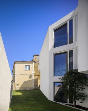 Mafra House