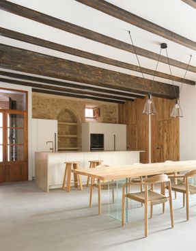 Lledoner XXXII House