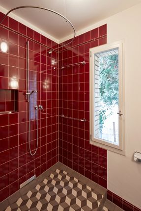Renovation And Extension Of A Heritage-protected Residence Building