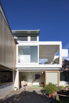 Crisp House