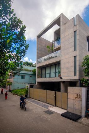 Shakur ResidenceShakur Residence