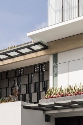 MH Residence