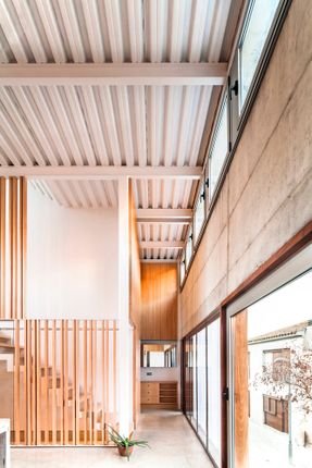 House Carrer Migdia