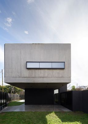 Acassuso House