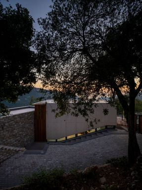 Fatre House