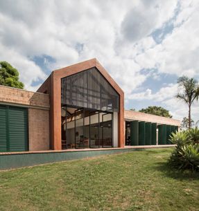Fazenda Primavera House