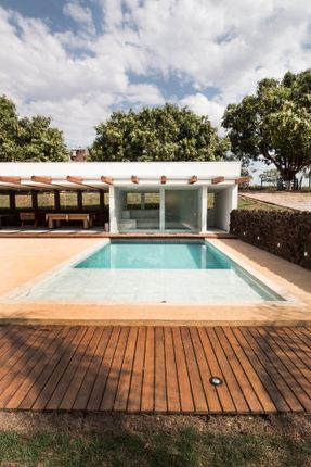 Fazenda Primavera House