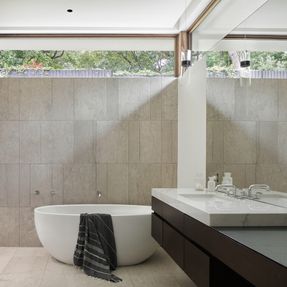 Skybox House