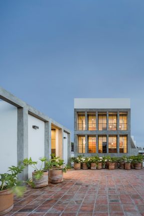 Pedro House