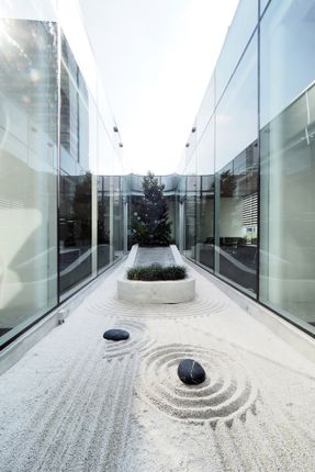 Toyota Motor Thailand Marketing Office Complex