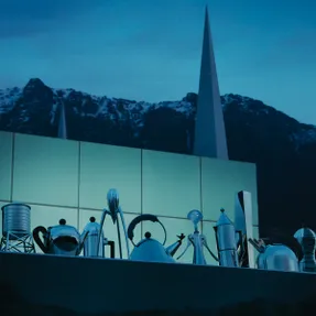 Alessi Compressioni Unprecedented object