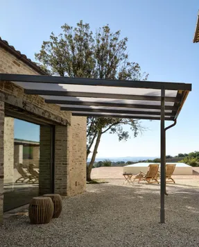 Unopiu Pergola Meridienne In Polycarbonat