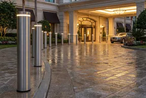 Forms+Surfaces Cyrca Bollard Lights