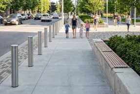 Forms+Surfaces Cyrca Bollard Lights