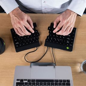 Posturite R-go Black Split Break Keyboard