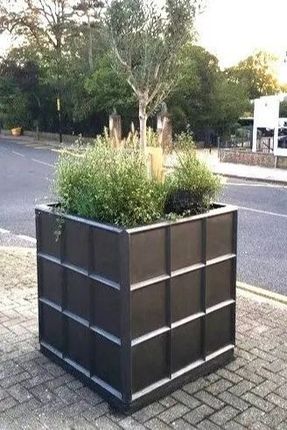 Capital Garden Downing Street Planter
