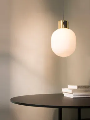 Menu Jwda Metallic Pendant Lamp