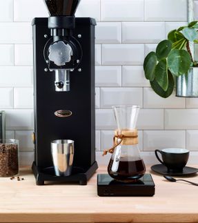 Santos Shop Coffee Grinder With Bag Holder 04