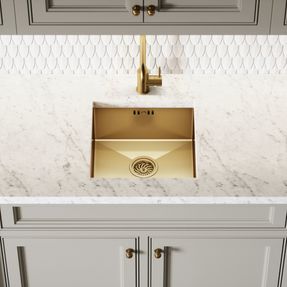 Lusso Flow Single Lever Kitchen Mixer Tap Gunmetal