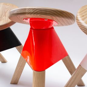 Mio Glide Stool