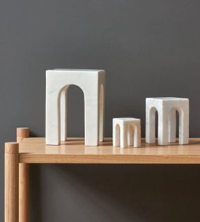 Gejst Arkis White Bookend