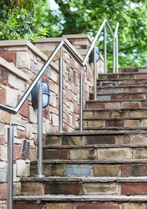 Q-RAILING ITALIA Handrails - Q-LINE