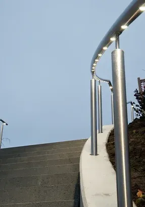 Q-RAILING ITALIA Handrails - Q-LINE