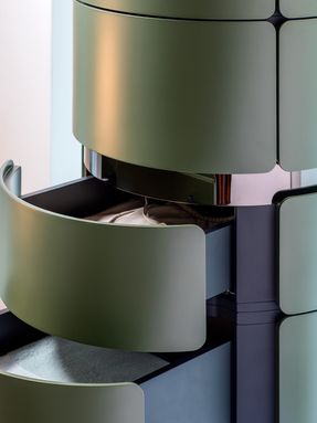 FlouﾠToshi - Bedside Table